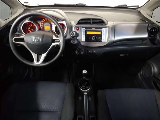 HONDA-FIT-2013