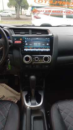 HONDA-FIT-2015