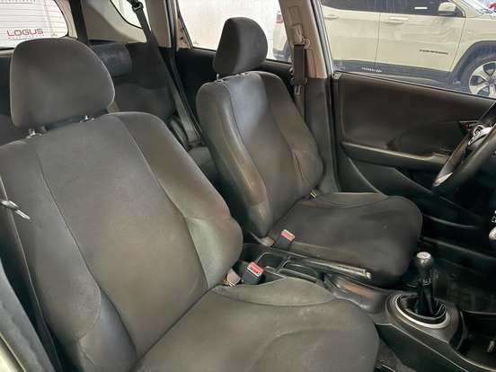 HONDA-FIT-2011