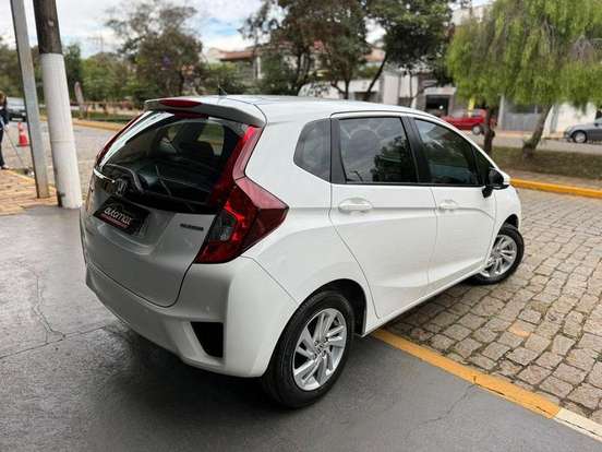 HONDA-FIT-2015