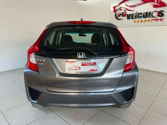 HONDA-FIT-2016