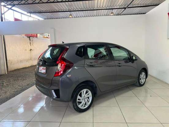 HONDA-FIT-2016
