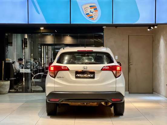 HONDA-HR-V-2015