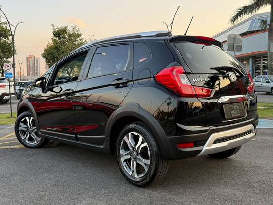 HONDA-WR-V-2019