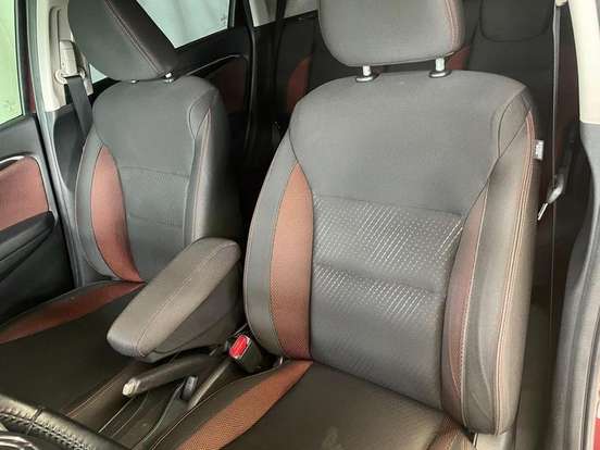 HONDA-WR-V-2018