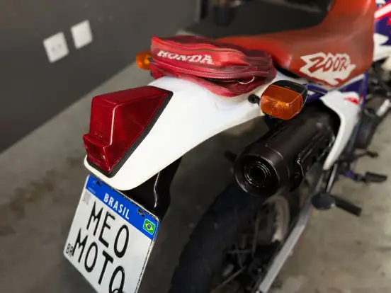 HONDA-XR 200R-1995