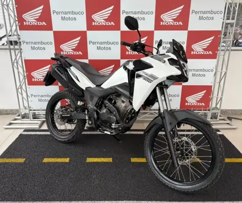 HONDA-XRE 300 SAHARA-2024