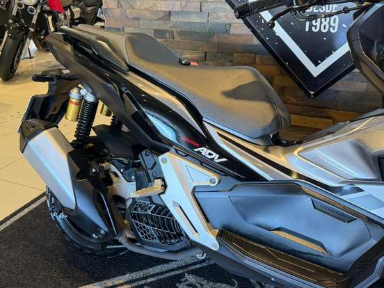 HONDA-ADV-2022