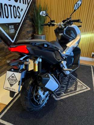 HONDA-ADV-2022