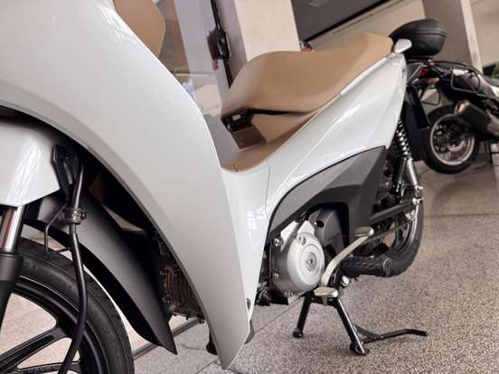HONDA-BIZ 125 EX-2025