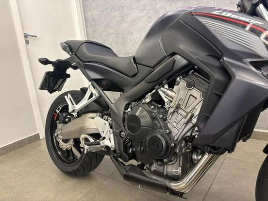 HONDA-CB 650 F HONDA-CB 650 F-2015