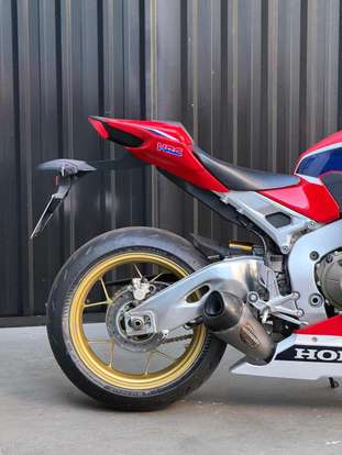 HONDA-CBR 1000RR FIREBLADE-2017