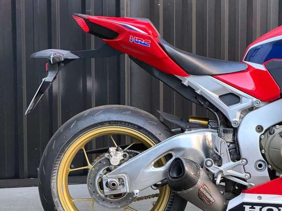 HONDA-CBR 1000RR FIREBLADE HONDA-CBR 1000RR FIREBLADE-2017