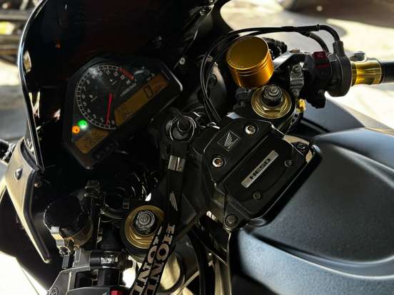 HONDA-CBR 1000RR FIREBLADE-2007