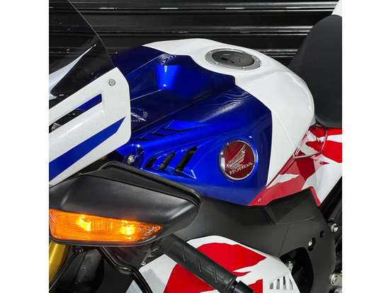 HONDA-CBR 1000RR-R FIREBLADE SP HONDA-CBR 1000RR-R FIREBLADE SP-2023