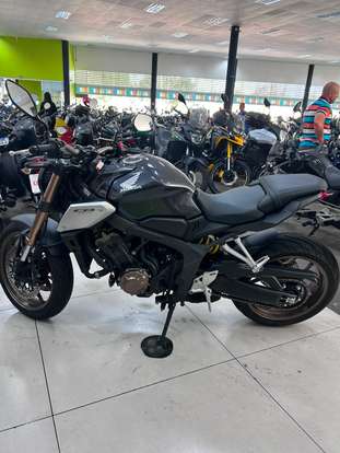 HONDA-CBR 650R ABS-2022