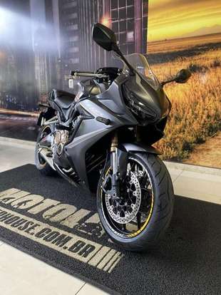HONDA-CBR 650R ABS-2023