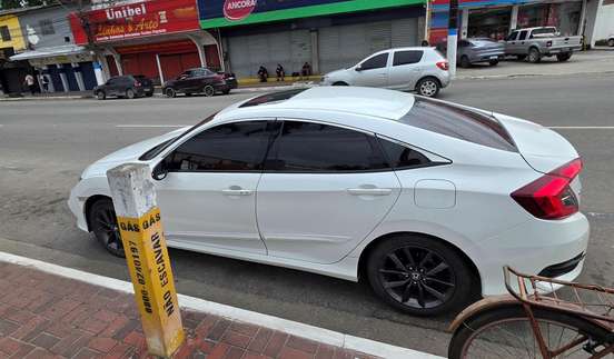 HONDA-CIVIC-2021