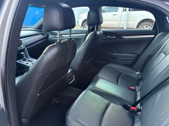 HONDA-CIVIC-2019