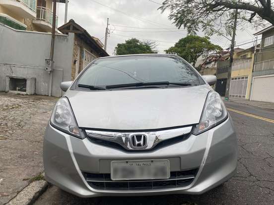 HONDA-FIT-2012