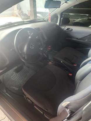 HONDA-FIT-2004