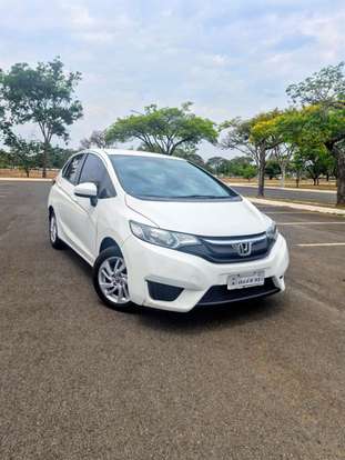 HONDA-FIT-2015