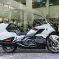 HONDA GL 1800 GOLD WING TOUR HONDA GL 1800 GOLD WING TOUR