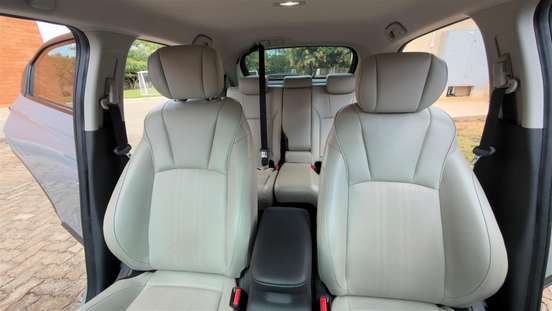 HONDA-HR-V-2023