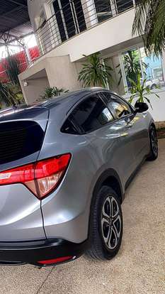 HONDA-HR-V-2017