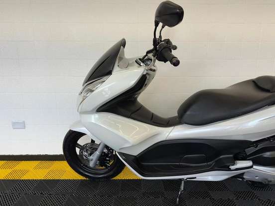 HONDA-PCX DLX HONDA-PCX DLX-2015
