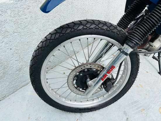HONDA-XLX 350R-1990