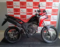 HONDA XRE 300 SAHARA HONDA XRE 300 SAHARA