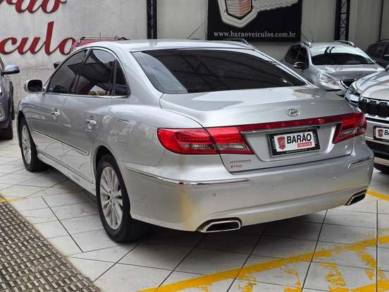HYUNDAI-AZERA-3.3 MPFI GLS SEDAN V6 24V GASOLINA 4P AUTOMÁTICO HYUNDAI-AZERA-2010