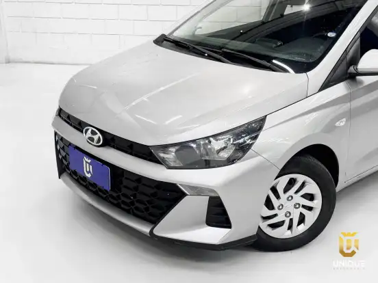 HYUNDAI-HB20-2023