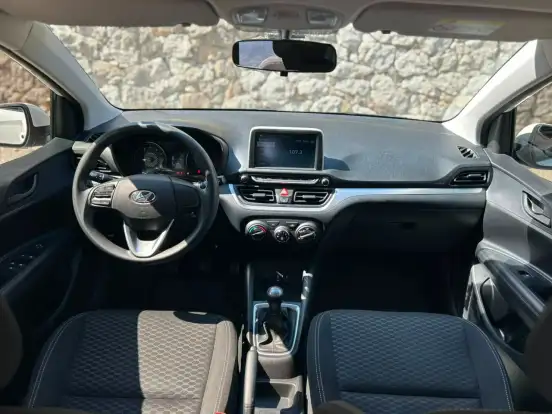 HYUNDAI-HB20-2022