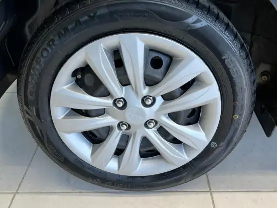 HYUNDAI-HB20-1.6 COMFORT PLUS 16V FLEX 4P AUTOMÁTICO HYUNDAI-HB20-2019