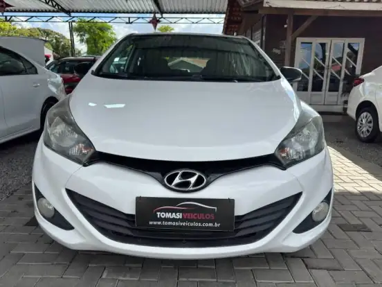 HYUNDAI-HB20-2013