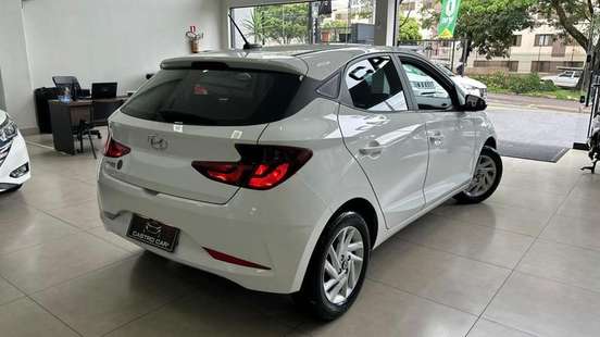 HYUNDAI-HB20-2022