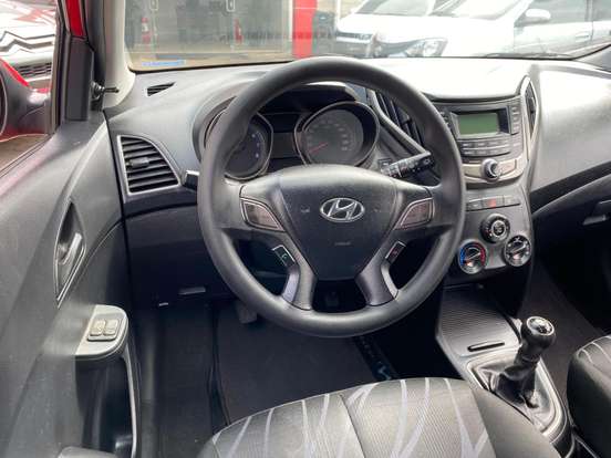 HYUNDAI-HB20-1.0 COMFORT 12V FLEX 4P MANUAL HYUNDAI-HB20-2015