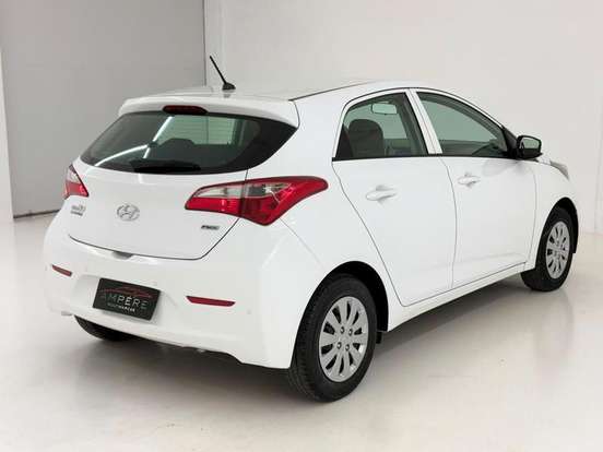 HYUNDAI-HB20-1.0 COMFORT 12V FLEX 4P MANUAL HYUNDAI-HB20-2015
