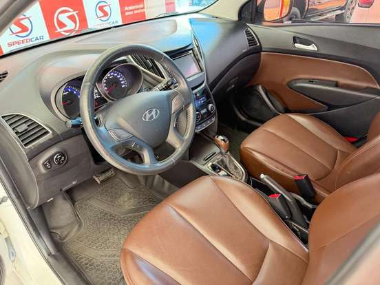 HYUNDAI-HB20-1.6 PREMIUM 16V FLEX 4P AUTOMÁTICO HYUNDAI-HB20-2016