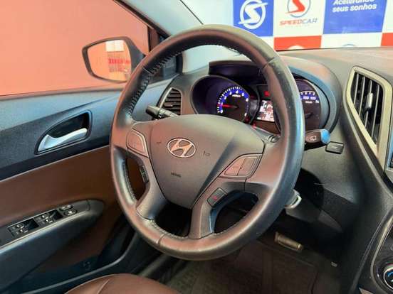 HYUNDAI-HB20-1.6 PREMIUM 16V FLEX 4P AUTOMÁTICO HYUNDAI-HB20-2016
