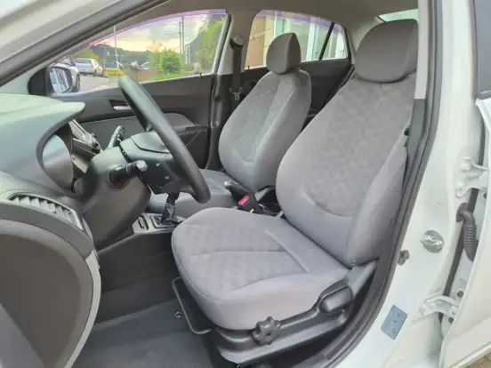 HYUNDAI-HB20S-2018