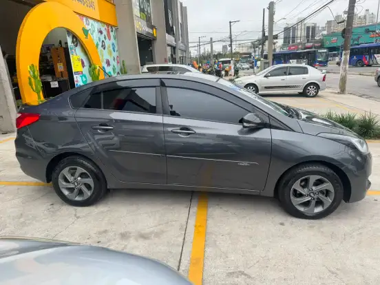 HYUNDAI-HB20S-2018