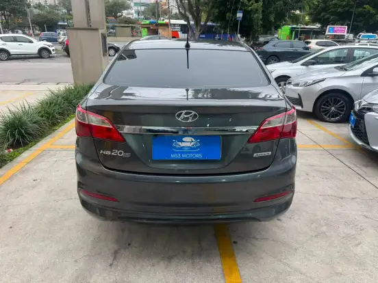 HYUNDAI-HB20S-1.6 COMFORT STYLE 16V FLEX 4P AUTOMÁTICO HYUNDAI-HB20S-2018