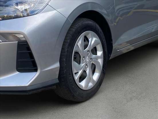 HYUNDAI-HB20S-2024