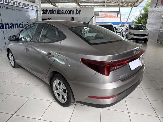 HYUNDAI-HB20S-2024
