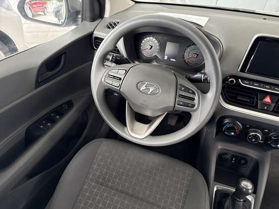 HYUNDAI-HB20S-1.0 12V FLEX COMFORT PLUS MANUAL HYUNDAI-HB20S-2024