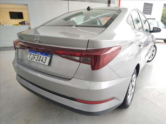 HYUNDAI-HB20S-2024