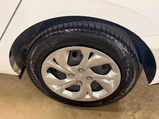 HYUNDAI-HB20S-1.0 12V FLEX COMFORT PLUS MANUAL HYUNDAI-HB20S-2025
